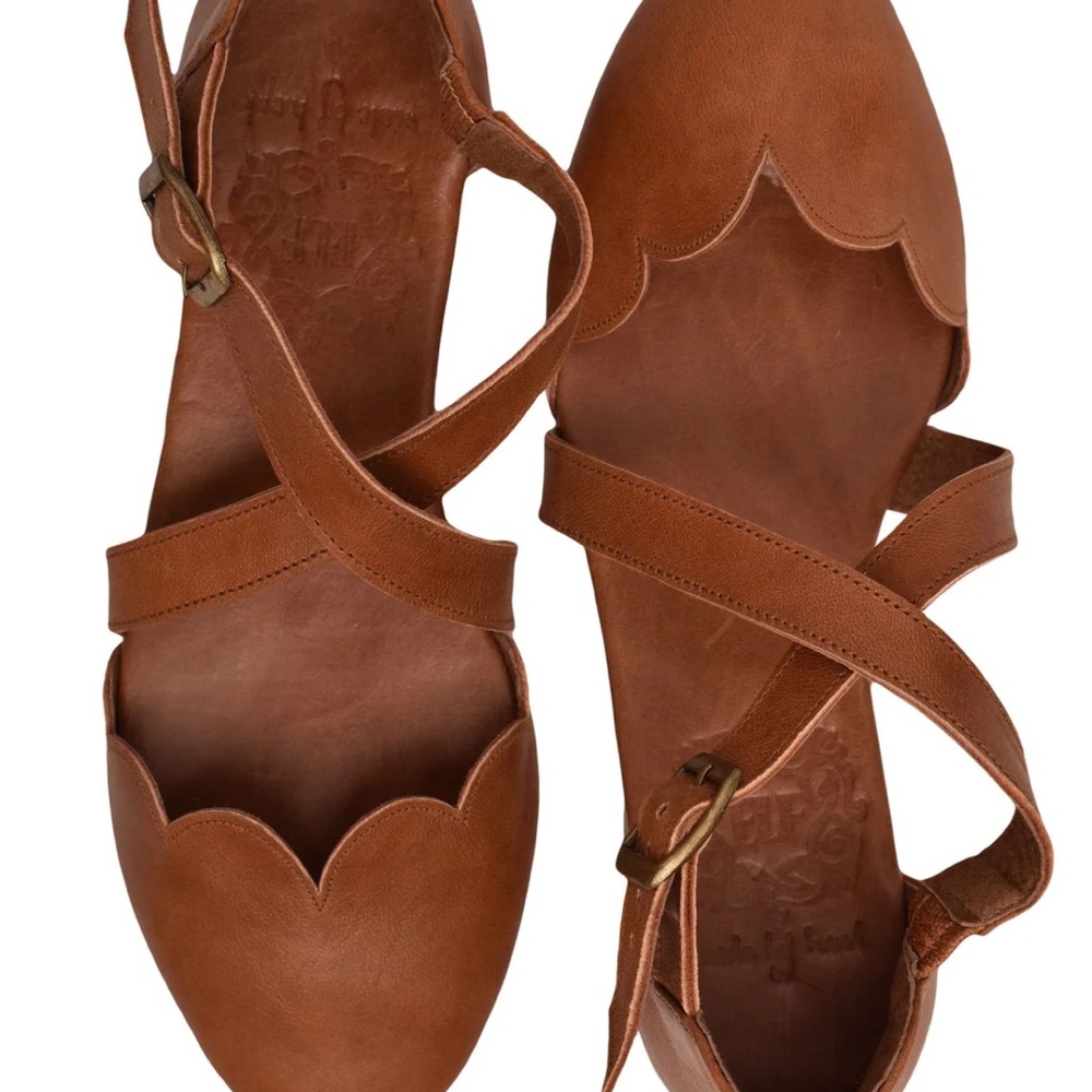 Bali Elf Mangrove Leather Flats women’s size 8